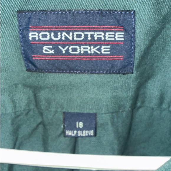 Roundtree & Yorke Men's Forest Green Casual Shirt - Picture 5 of 5